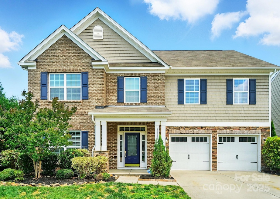 Under Contract $575,000