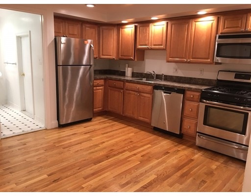 8 Verndale St, Brookline, MA 02446 - photo 1