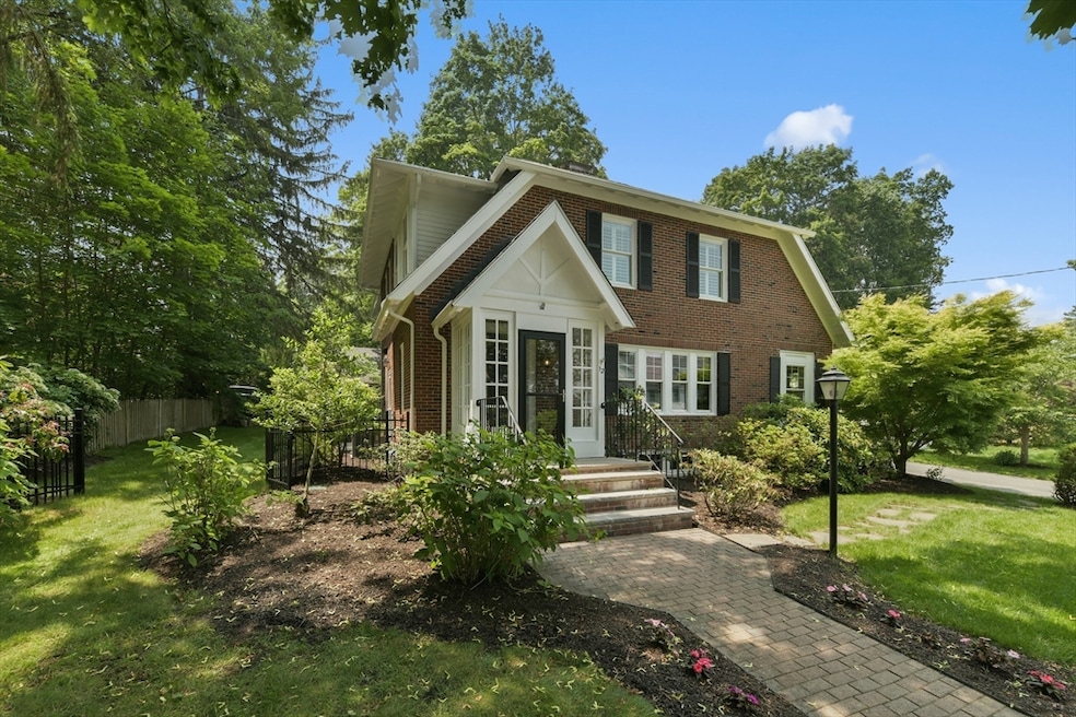 12 Coolidge Ave, Lexington, MA 02420 - photo 1