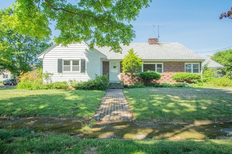 17 Ralph Rd, Marblehead, MA 01945 - photo 1