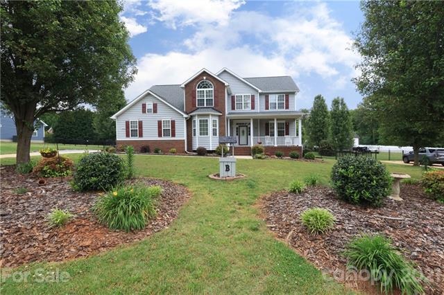 126 Golden Oak Dr, Statesville, NC 28625 - photo 1