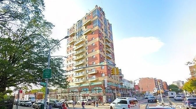 Sold $438,000 • Co-Listing Agent