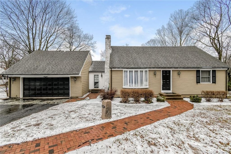 157 Ripton Rd, Shelton, CT 06484 - photo 1