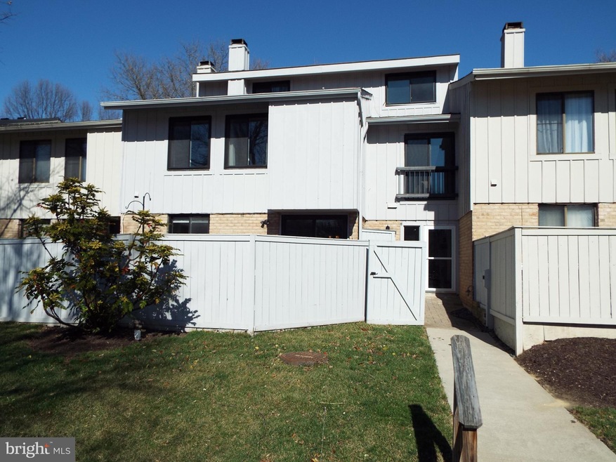 10909 Trotting Ridge Way, Columbia, MD 21044 - photo 1