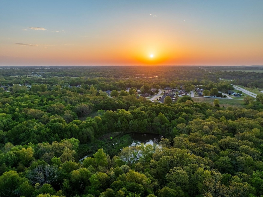 6 E Southbrook Ave, Okmulgee, OK 74447 - photo 1
