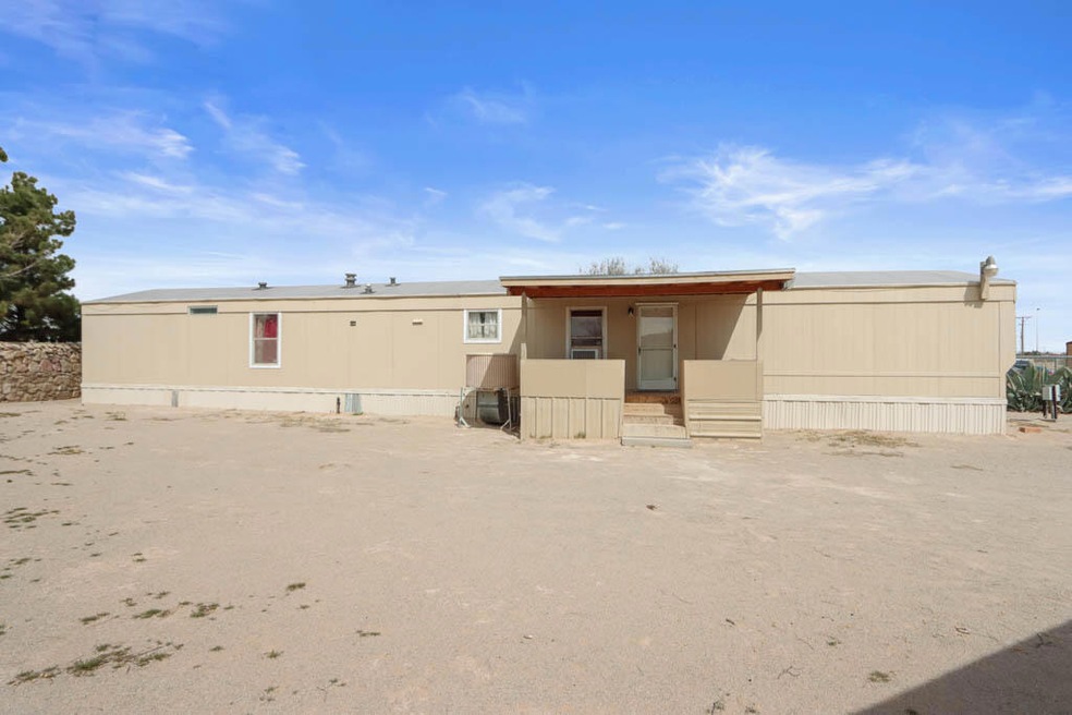 505 Ricky Zelt Dr, El Paso, TX 79928 - photo 1