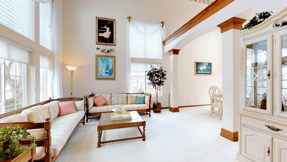 10 Dover Ct, Algonquin, IL 60102 - photo 1