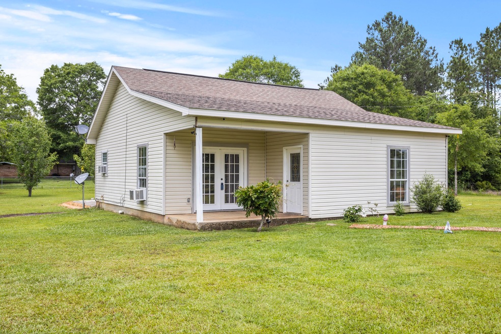4 Jub Hickman Rd, Perkinston, MS 39573 - photo 1