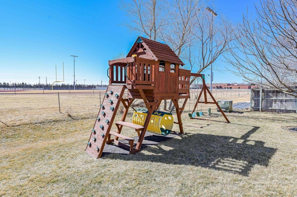 749 Laramie Cir, Maize, KS 67101 - photo 1