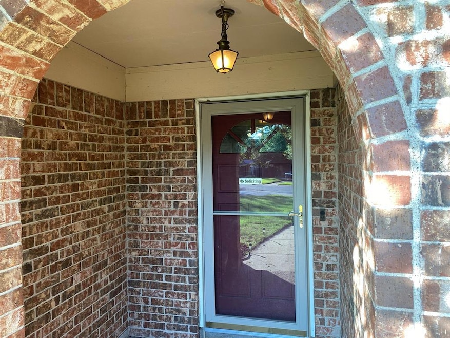 2500 Shady Grove Dr, Bedford, TX 76021 - photo 1