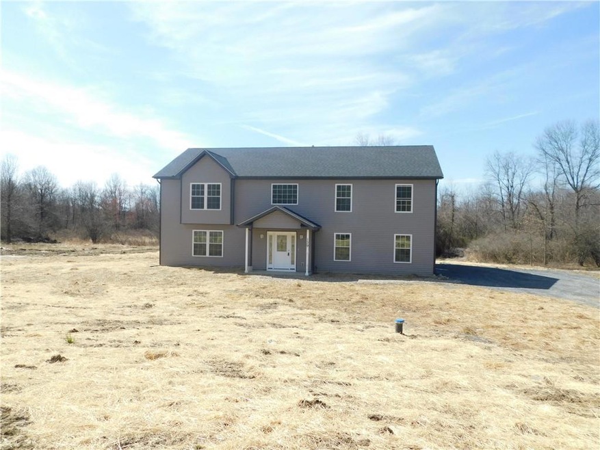 139 N Drury Ln, Newburgh, NY 12550 - photo 1