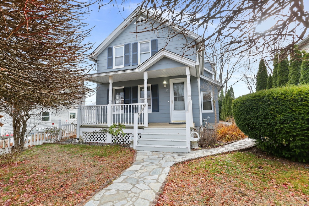 8 3rd St unit 1, Norwalk, CT 06855 - photo 1