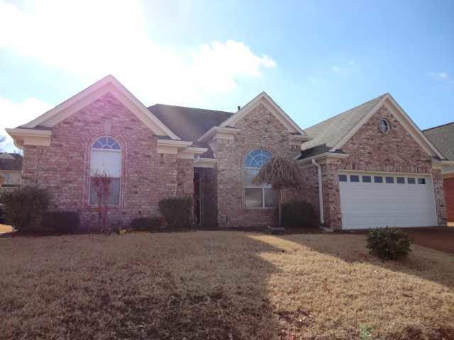 Wonderful Home in Very Convenient Location! Fresh 