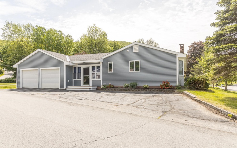 27 Hillcrest Rd, North Walpole, NH 03609 - photo 1