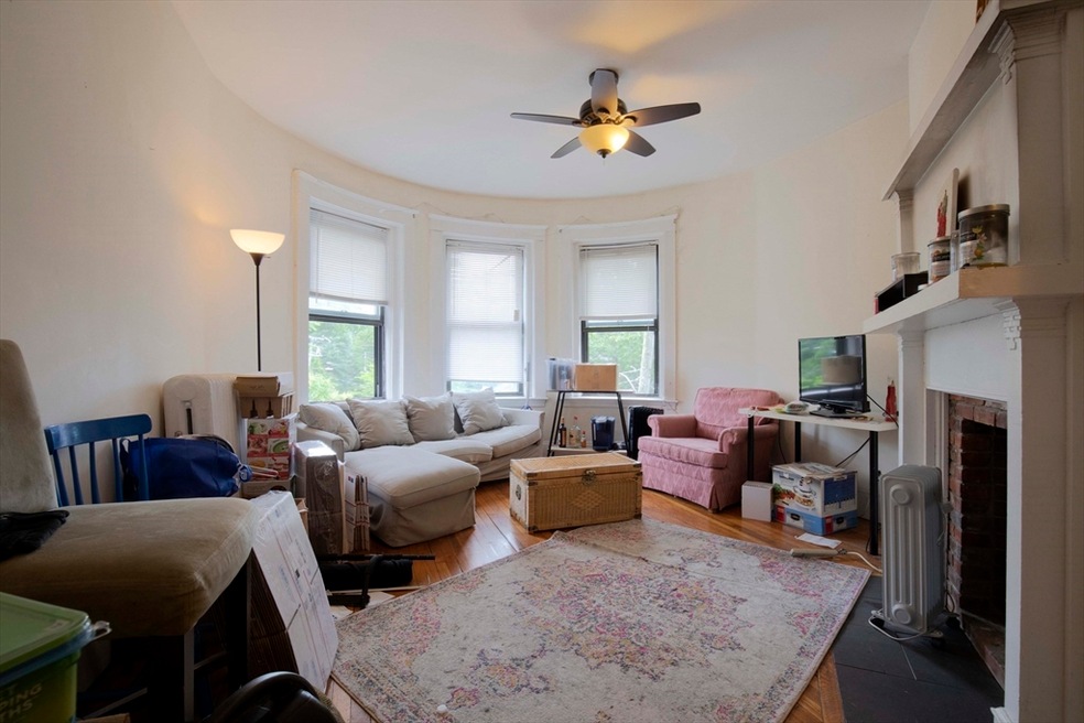 44 Cummings Rd unit 3, Brighton, MA 02135 - photo 1