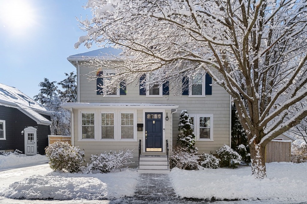 8 Old Salem Rd, Marblehead, MA 01945 - photo 1