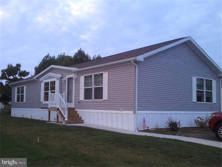 248 Horseshoe Dr, Garnet Valley, PA 19060 - photo 1