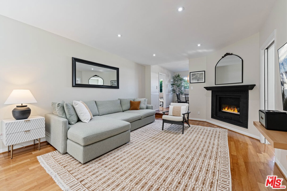 832 Euclid St unit 203, Santa Monica, CA 90403 - photo 1