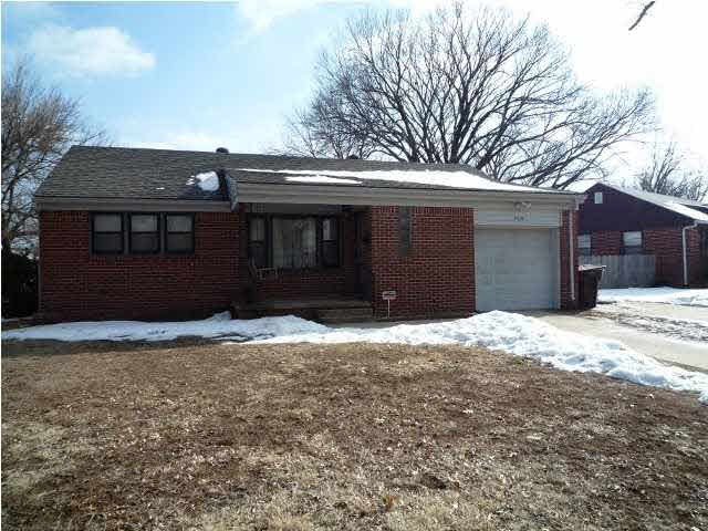 Brand new Tamko Heritage 30 year roof installed by