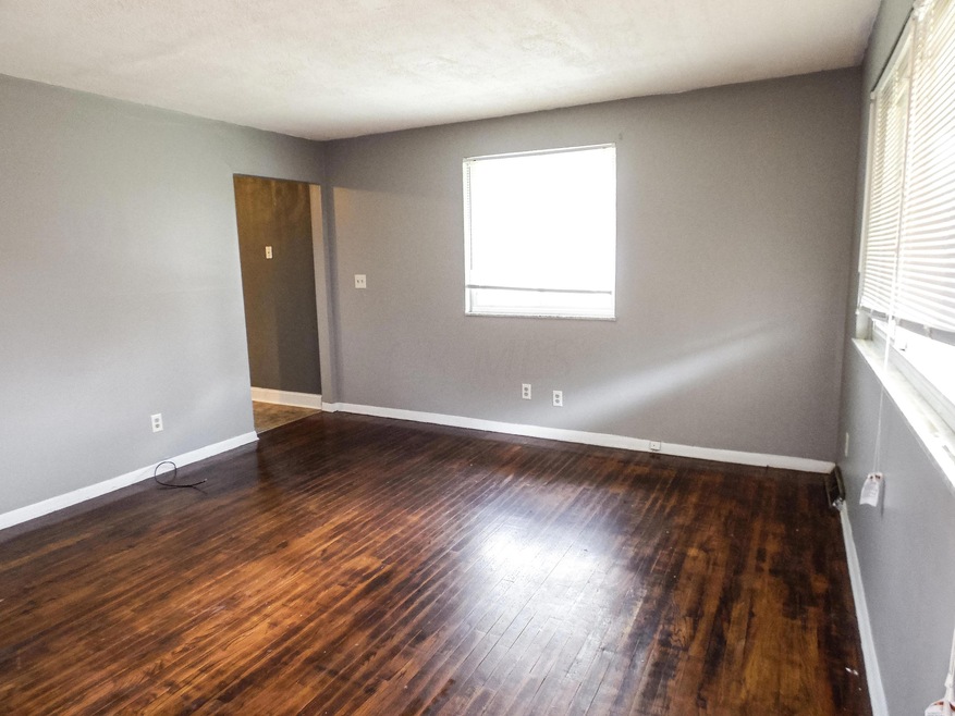 531 Barnett Rd unit 533, Columbus, OH 43213 - photo 1