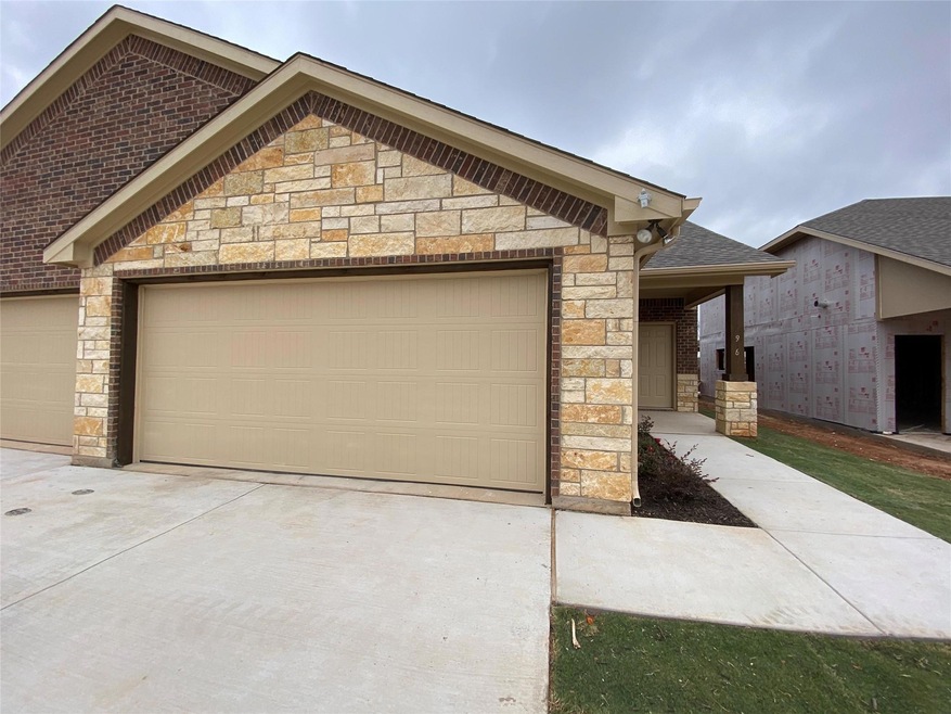796 Rolling Terrace Cir, Granbury, TX 76049 - photo 1