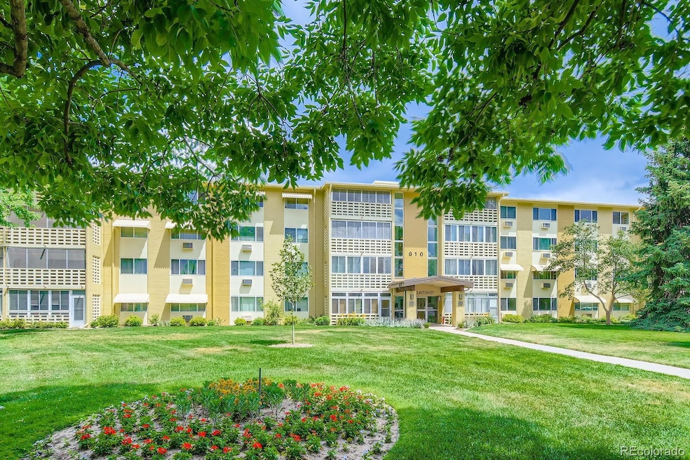610 S Clinton St unit 8C, Denver, CO 80247 - photo 1