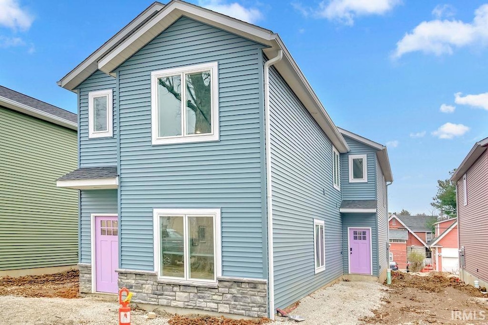 1112 N Woodburn Ave, Bloomington, IN 47404 - photo 1