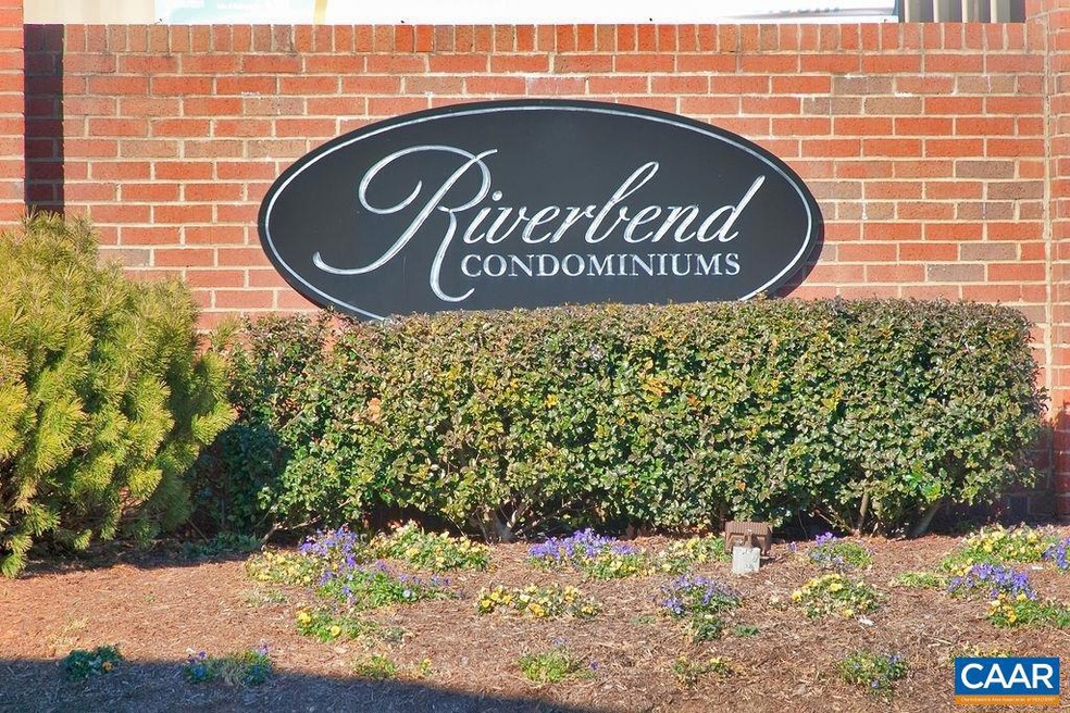 Incredible location and lots of amenities!