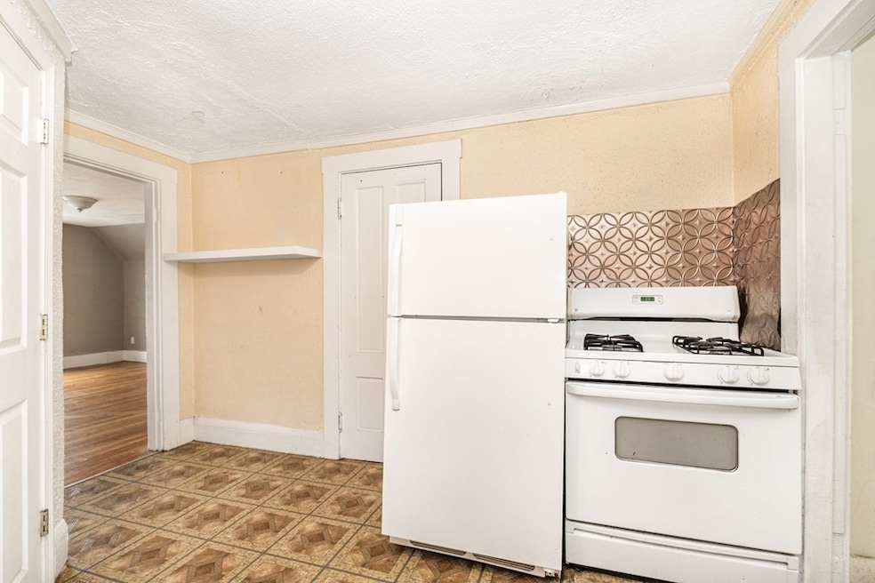 For Rent $2,150/month • Co-Listing Agent