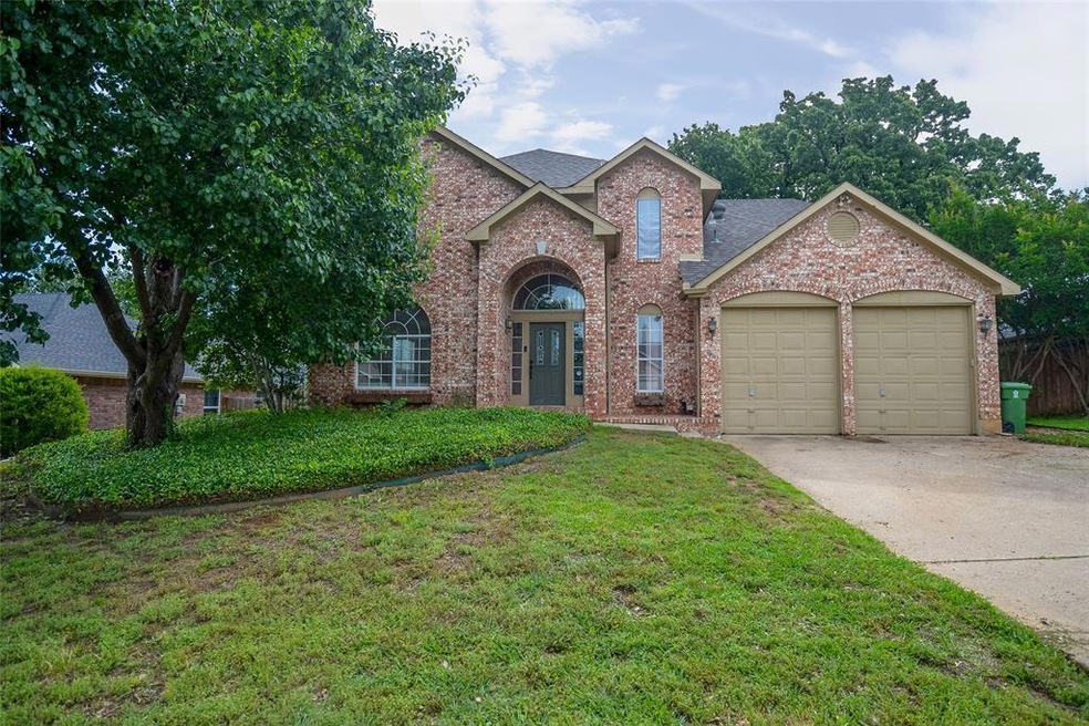 7904 Ember Oaks Dr, North Richland Hills, TX 76182 - photo 1
