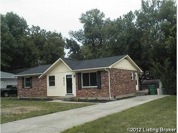 8217 Roseborough Rd, Louisville, KY 40228 - photo 1