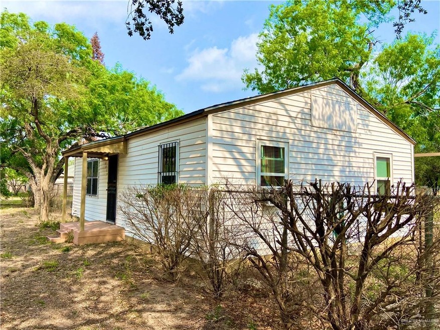 402 W Sugar Cane Dr, Weslaco, TX 78599 - photo 1