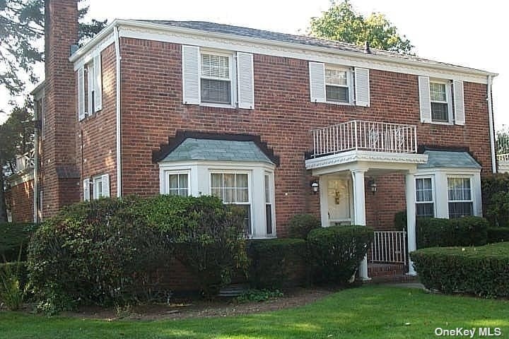 Sold $500,000 • Co-Listing Agent