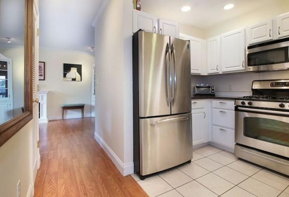 111A W 8th St unit R, Boston, MA 02127 - photo 1