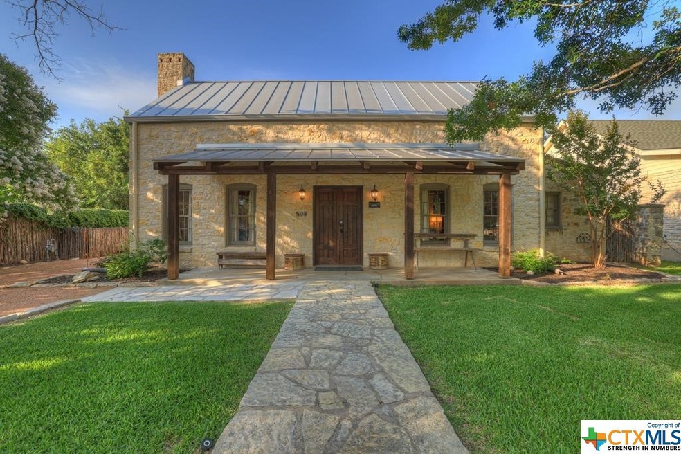 508 W San Antonio St, Fredericksburg, TX 78624 - photo 1