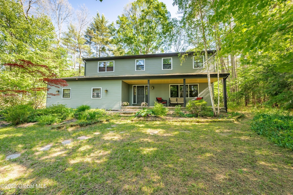 29 Rip van Ln, Ballston Spa, NY 12020 - photo 1
