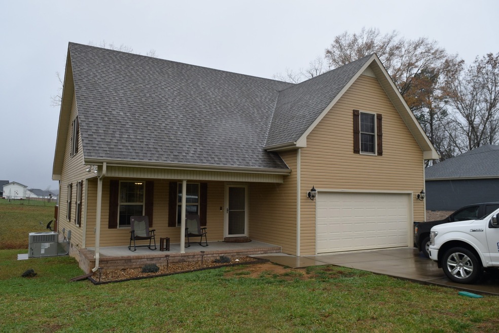 416 Woodrow St, Manchester, TN 37355 - photo 1