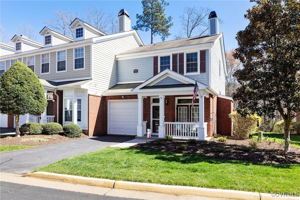 WELCOME to 721 Woodland Creek Way