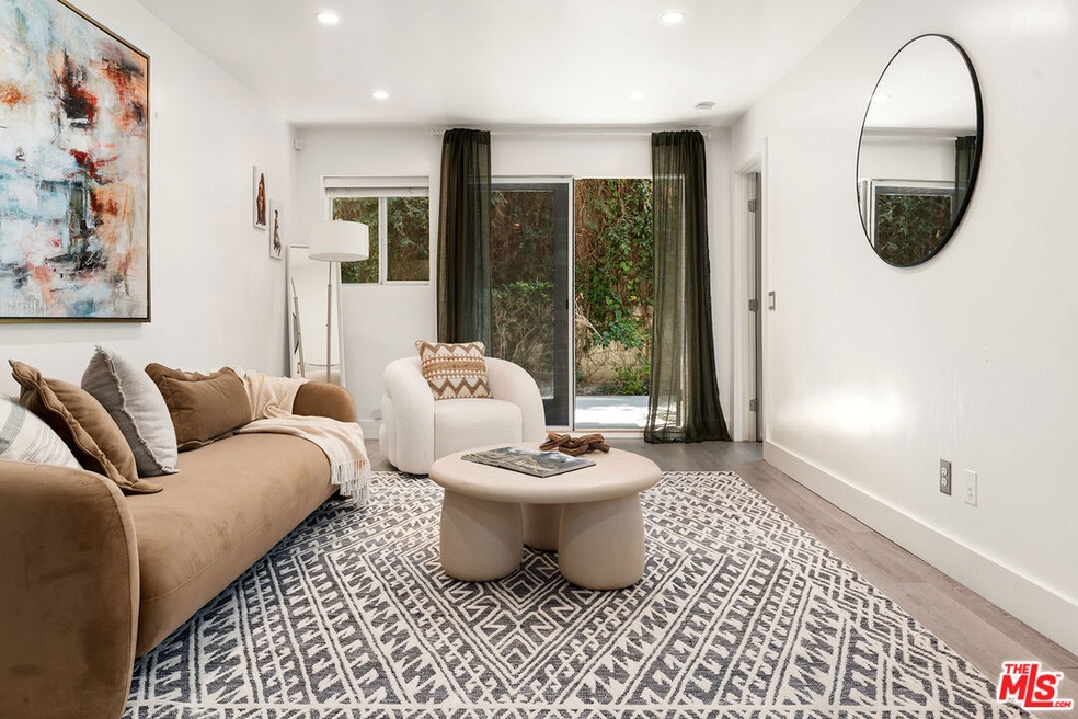 Hancock Plaza unit 107, Los Angeles, CA 90004 - photo 1