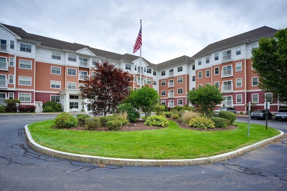 250 Main St unit 304, Hudson, MA 01749 - photo 1