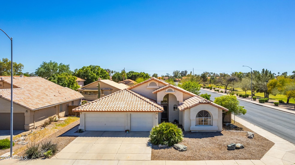 665 W Navarro Ave, Mesa, AZ 85210 - photo 1