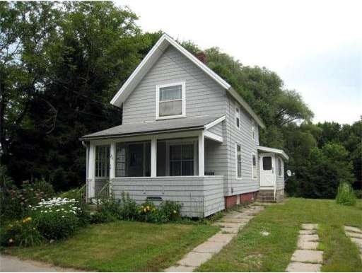 279 Chapman St, Greenfield, MA 01301 - photo 1