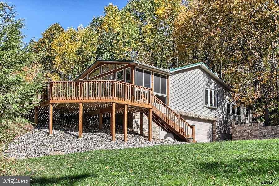 735 New Bridgeville Rd, Wrightsville, PA 17368 - photo 1