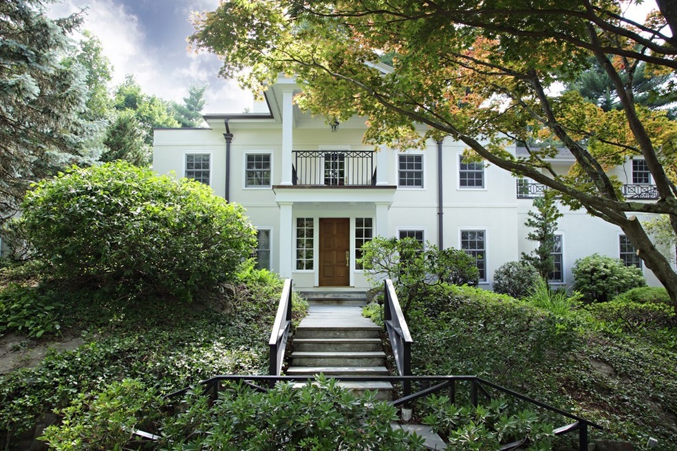 35 Winsor Way, Weston, MA 02493 - photo 1