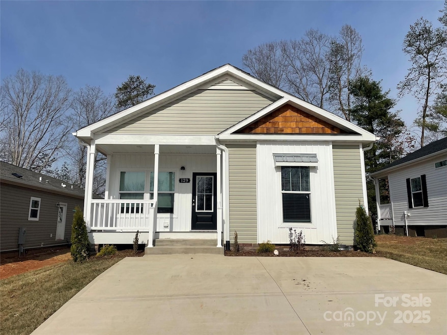 129 Bellamy Rd, Asheville, NC 28806 - photo 1