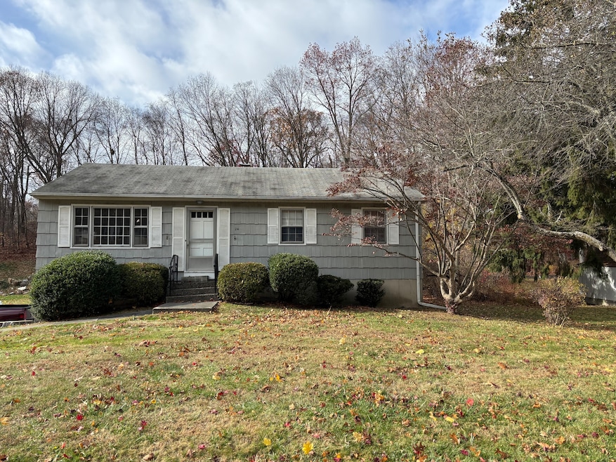 24 Clayton Rd, Danbury, CT 06811 - photo 1
