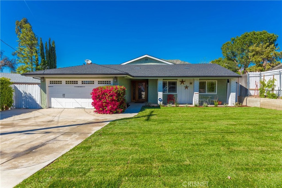 Awesome single story pool home