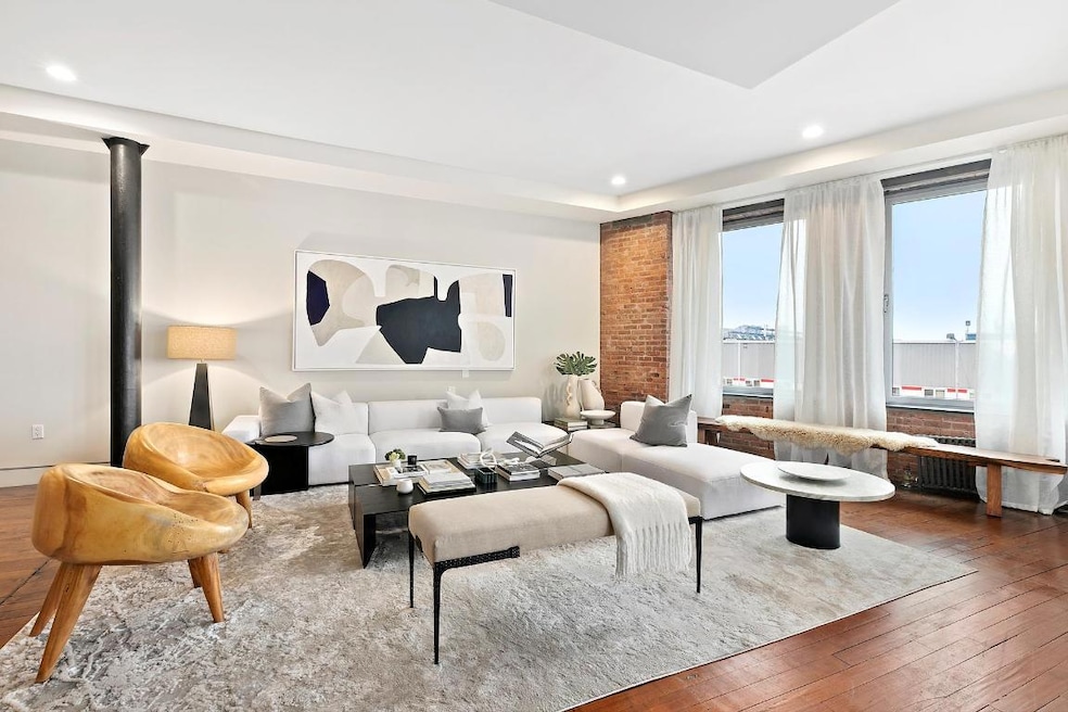 Sold $4,750,000 • Co-Listing Agent