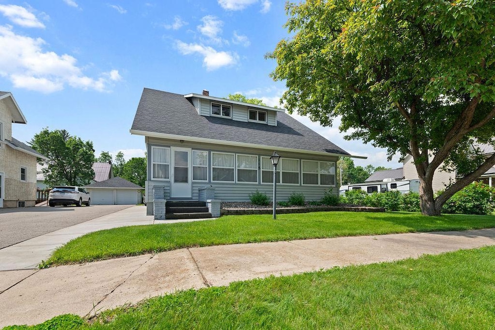 For Sale $199,500 • Co-Listing Agent