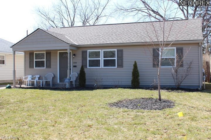 356 Thelma Dr, Sheffield Lake, OH 44054 - photo 1